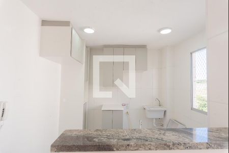 Cozinha de apartamento à venda com 2 quartos, 44m² em Jardim Anton Von Zuben, Campinas