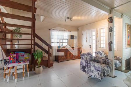 Sala de casa à venda com 3 quartos, 250m² em Cristal, Porto Alegre