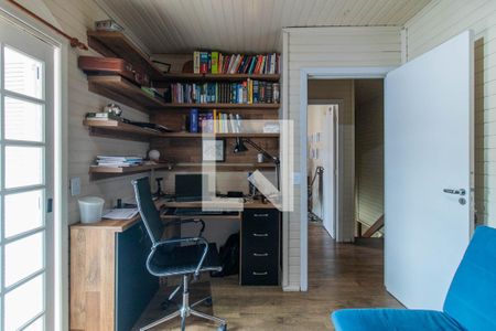 Escritório de casa à venda com 3 quartos, 250m² em Cristal, Porto Alegre