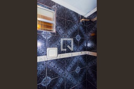 Casa 2 Banheiro de casa à venda com 5 quartos, 250m² em Vila Ivg, São Paulo