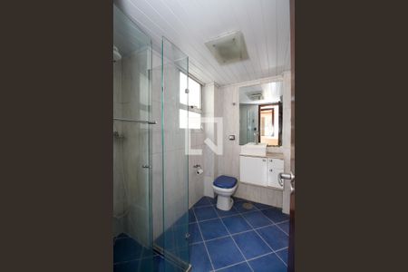 Banheiro de apartamento à venda com 2 quartos, 64m² em Pinheiros, São Paulo