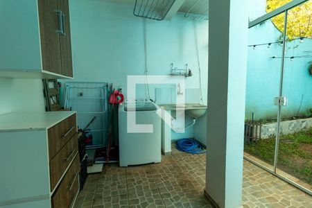 Área de Serviço de casa para alugar com 4 quartos, 194m² em Alto da Lapa, São Paulo