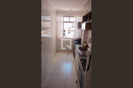 Cozinha de kitnet/studio para alugar com 1 quarto, 35m² em Canto do Forte, Praia Grande