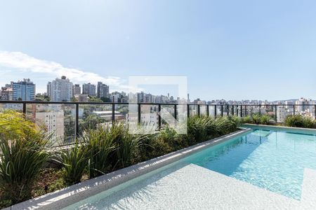 Área comum - Piscina de kitnet/studio à venda com 1 quarto, 25m² em Rio Branco, Porto Alegre