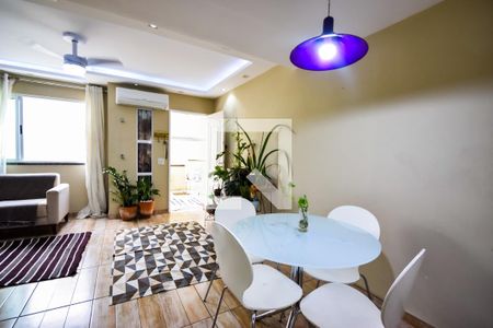 Sala de casa de condomínio à venda com 3 quartos, 75m² em Méier, Rio de Janeiro