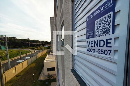 PLACA INSTALADA NO IMÓVEL de apartamento à venda com 2 quartos, 47m² em Jardim Esmeraldina, Campinas