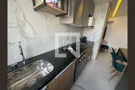 Cozinha de apartamento à venda com 1 quarto, 40m² em Barro Preto, Belo Horizonte