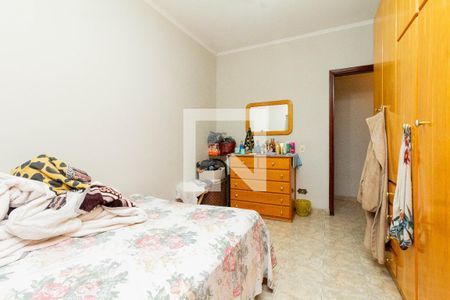 Quarto 3 de casa à venda com 4 quartos, 241m² em Vila Carrão, São Paulo