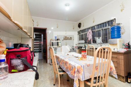 Cozinha de casa à venda com 4 quartos, 241m² em Vila Carrão, São Paulo