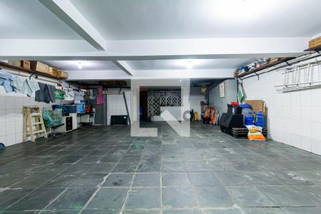Garagem de casa à venda com 4 quartos, 241m² em Vila Carrão, São Paulo
