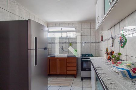 Cozinha de apartamento à venda com 2 quartos, 48m² em Conjunto Habitacional Padre Manoel de Paiva, São Paulo