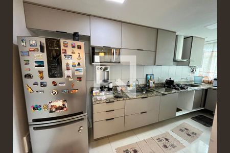 Sala/Cozinha de apartamento à venda com 2 quartos, 70m² em Taquara, Rio de Janeiro