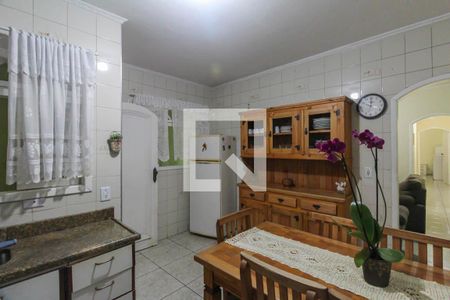 Cozinha 1 de casa à venda com 3 quartos, 175m² em Jardim Planalto, São Paulo