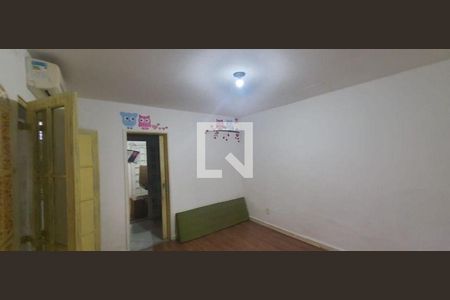 Casa à venda com 5 quartos, 246m² em São Lourenço, Niterói