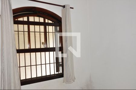 Quarto 01 de casa à venda com 3 quartos, 300m² em Vila Fiat Lux, São Paulo