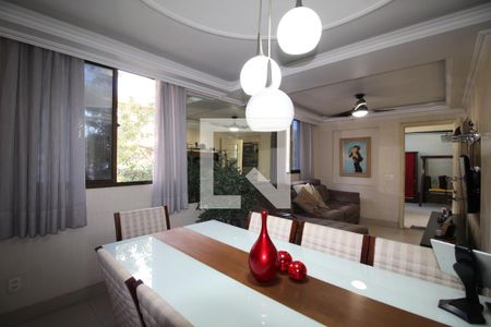 Sala de casa de condomínio à venda com 4 quartos, 141m² em Taquara, Rio de Janeiro