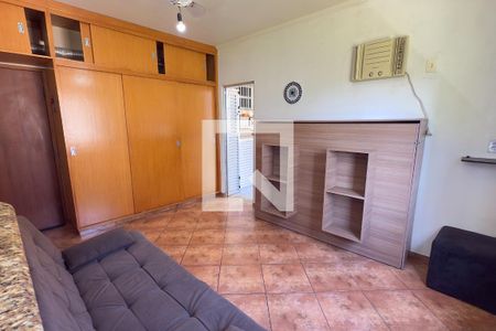 Sala/Quarto de kitnet/studio para alugar com 1 quarto, 33m² em Boqueirão, Praia Grande