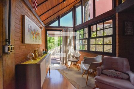 Casa à venda com 3 quartos, 236m² em Itaipu, Niterói