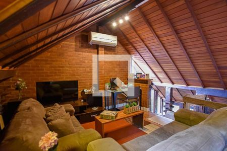 Casa à venda com 3 quartos, 236m² em Itaipu, Niterói