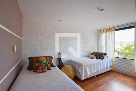 Casa à venda com 3 quartos, 236m² em Itaipu, Niterói