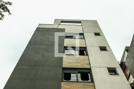 Fachada de apartamento à venda com 2 quartos, 51m² em Santa Cecília, Porto Alegre