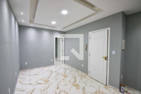 Sala de apartamento para alugar com 1 quarto, 50m² em Piedade, Rio de Janeiro