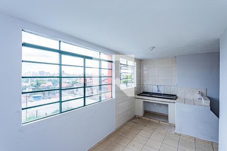 Cozinha de casa para alugar com 1 quarto, 140m² em Jaguará, São Paulo