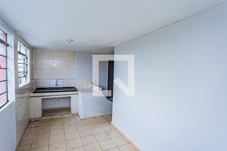 Cozinha de casa para alugar com 1 quarto, 140m² em Jaguará, São Paulo