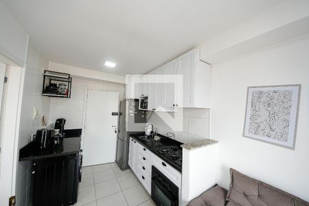 Sala e Cozinha de apartamento para alugar com 1 quarto, 29m² em Vila Ema, São Paulo