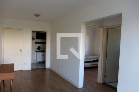 Sala de apartamento para alugar com 2 quartos, 55m² em Três Montanhas, Osasco