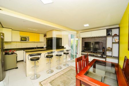 Sala de casa à venda com 4 quartos, 160m² em Jardim Dona Leopoldina, Porto Alegre