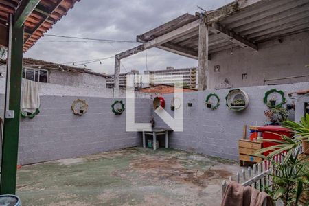 Casa à venda com 6 quartos, 330m² em Vila Campestre, São Paulo