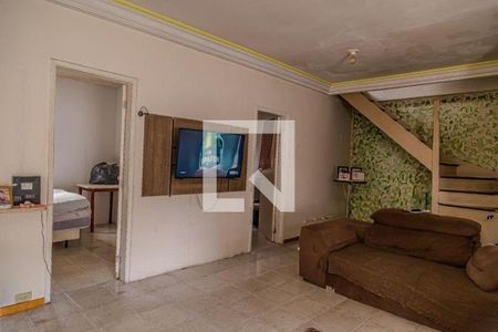 Casa à venda com 6 quartos, 330m² em Vila Campestre, São Paulo