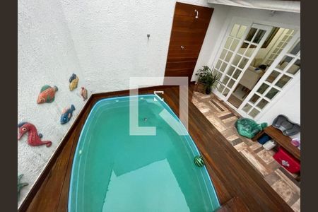 Casa à venda com 3 quartos, 200m² em Vila Formosa, São Paulo