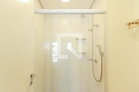 Banheiro de kitnet/studio para alugar com 1 quarto, 20m² em Butantã, São Paulo