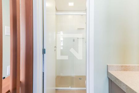Banheiro de kitnet/studio para alugar com 1 quarto, 20m² em Butantã, São Paulo