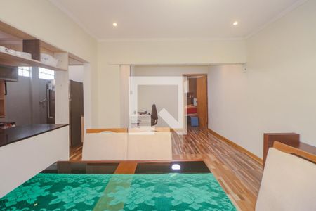 Cozinha de casa à venda com 3 quartos, 180m² em Mário Quintana, Porto Alegre