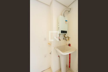 Banheiro de apartamento para alugar com 2 quartos, 54m² em Fátima, Canoas