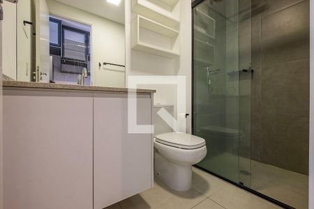 Banheiro de kitnet/studio à venda com 1 quarto, 27m² em Pinheiros, São Paulo