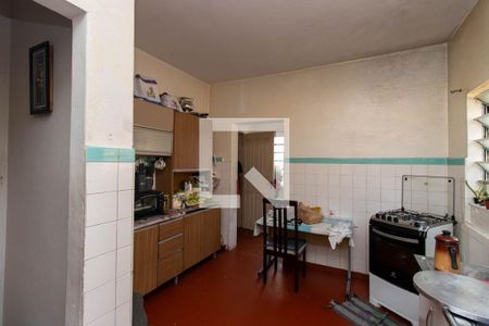 Cozinha 2 de casa à venda com 5 quartos, 244m² em Vila Maria Alta, São Paulo