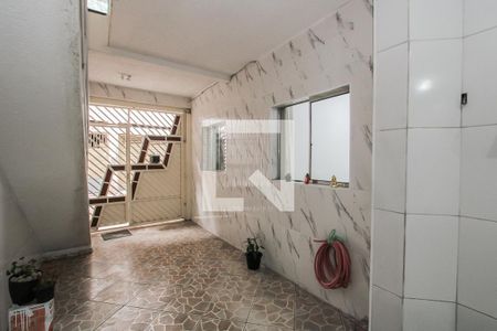 Garagem de casa à venda com 3 quartos, 220m² em Jardim Piratininga, São Paulo