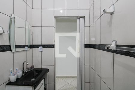 Banheiro de casa à venda com 3 quartos, 220m² em Jardim Piratininga, São Paulo