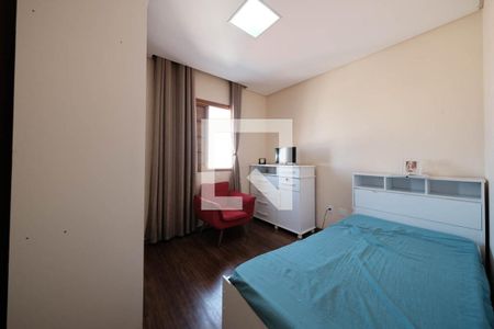 Quarto de casa à venda com 3 quartos, 200m² em Vila Rio Branco, São Paulo