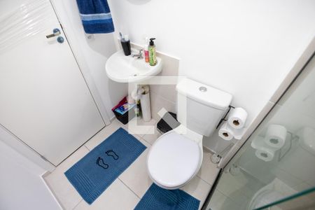 Banheiro de apartamento para alugar com 2 quartos, 45m² em Campo Grande, Rio de Janeiro