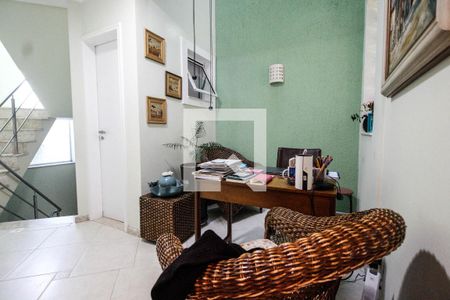 Escritório de casa à venda com 3 quartos, 280m² em Vila Isolina Mazzei, São Paulo