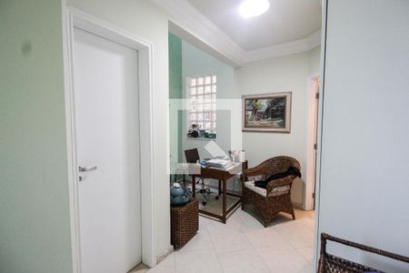 Escritório de casa à venda com 3 quartos, 280m² em Vila Isolina Mazzei, São Paulo