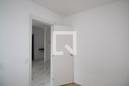 Quarto 1 de apartamento para alugar com 2 quartos, 42m² em Vila Maria, São Paulo