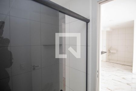 Banheiro de apartamento para alugar com 2 quartos, 42m² em Vila Maria, São Paulo