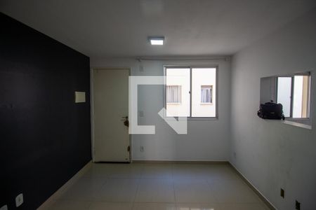 Sala de apartamento para alugar com 2 quartos, 48m² em Jardim Lourdes, Ferraz de Vasconcelos