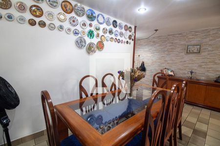 Sala de Jantar de casa à venda com 3 quartos, 200m² em Vila Cordeiro, São Paulo